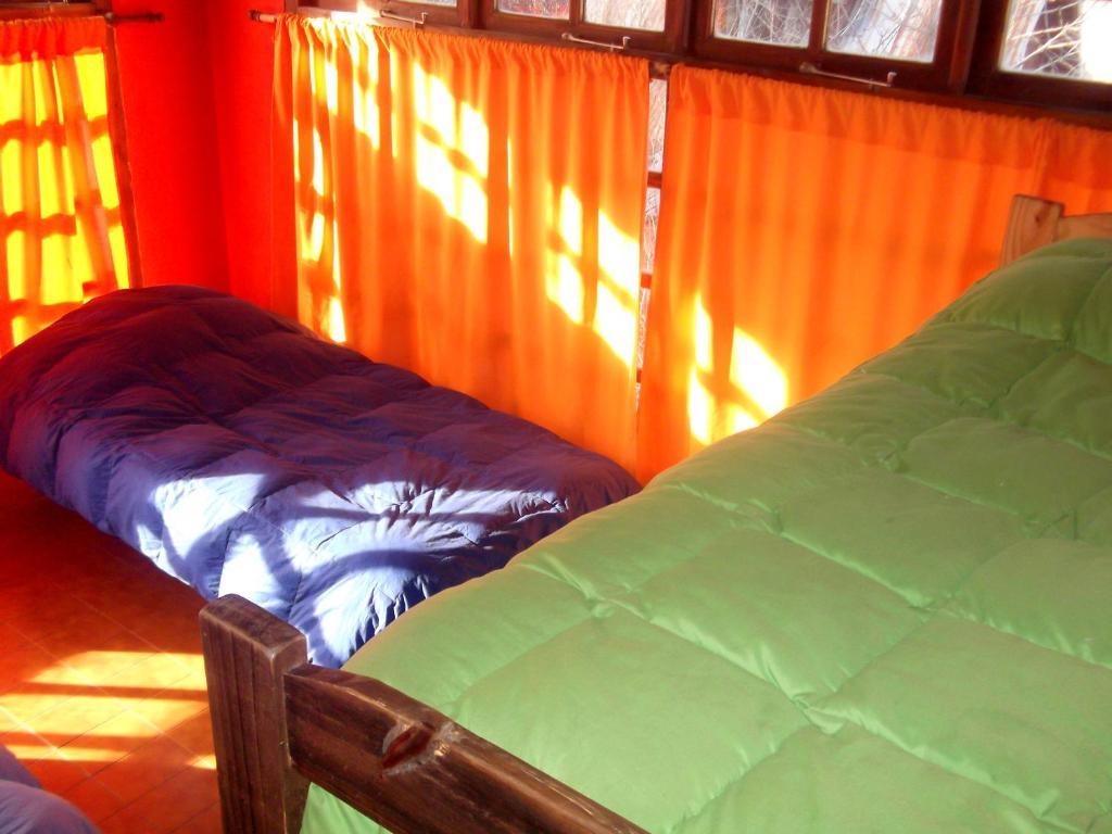 Cabanas Pehuenia Hostel El Bolsón Стая снимка