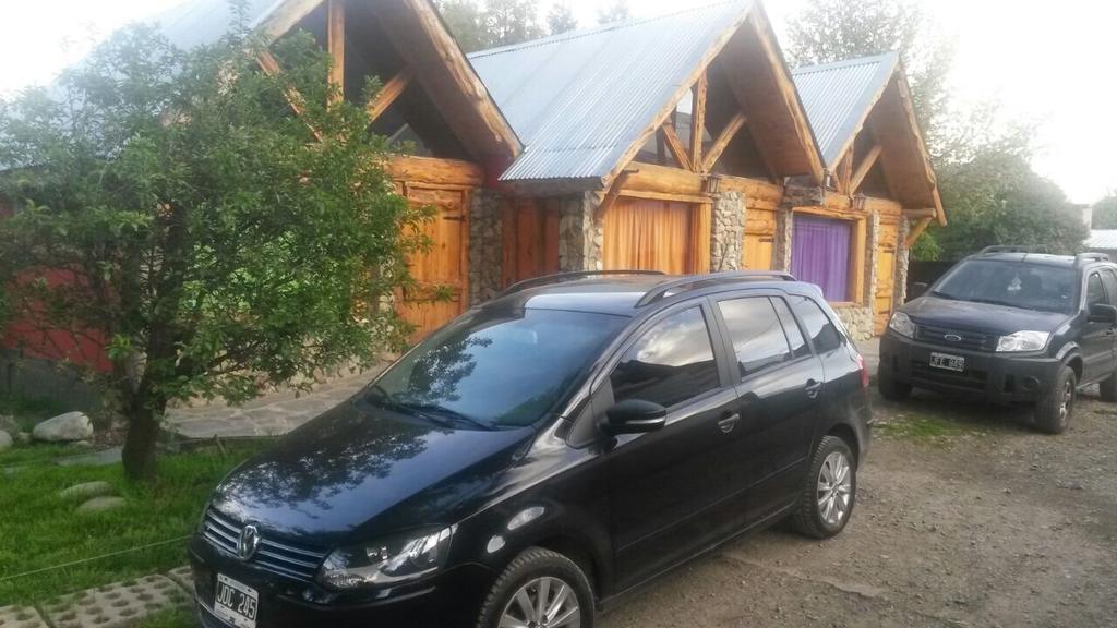 Cabanas Pehuenia Hostel El Bolsón Екстериор снимка